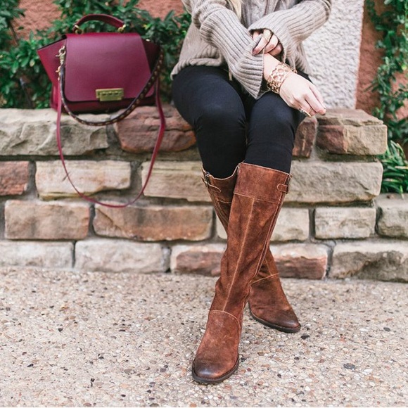 NWOT BORN - POLY Boots - Tan Tobacco Distressed Suede Leather. SIZE: 8.5 - Picture 4 of 14